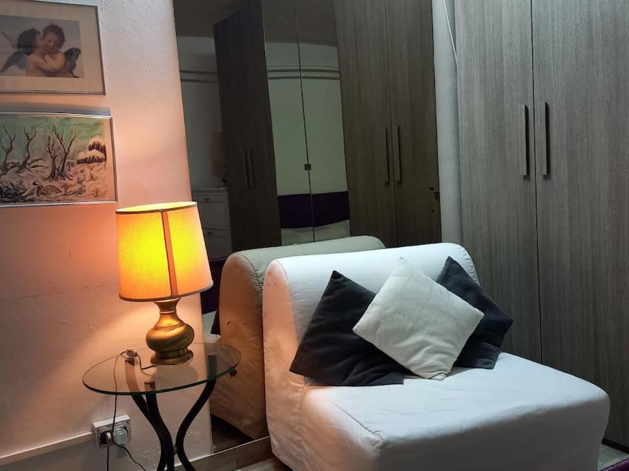 ميلان Edith Home Doccia Idromassaggio المظهر الخارجي الصورة